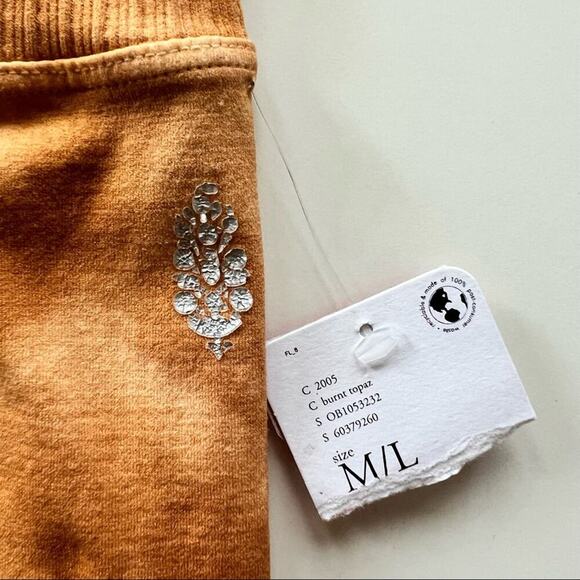 Free People Om Shanti Tie Dye Leggings - Picture 4 of 8